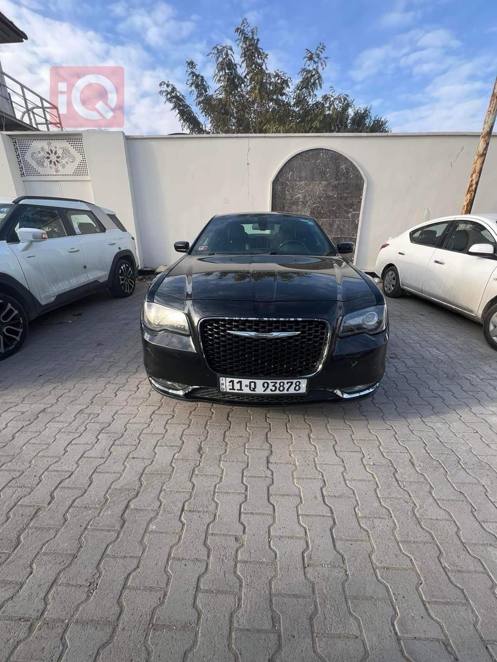 كرايسلر 300